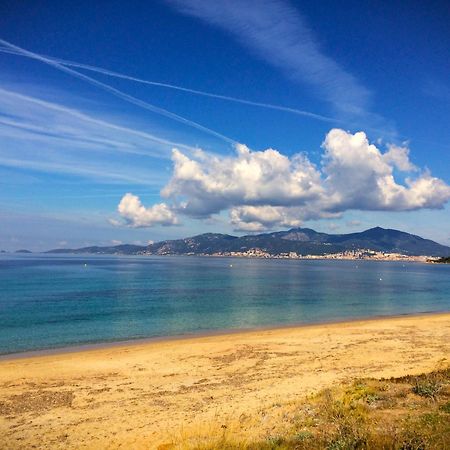 Grand T2 Standing Ajaccio Proche Centre Et Plages Vue Panoramique Parking Prive المظهر الخارجي الصورة