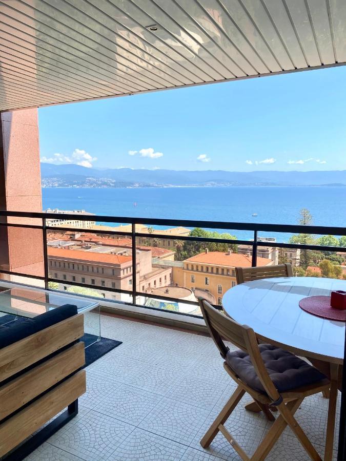 Grand T2 Standing Ajaccio Proche Centre Et Plages Vue Panoramique Parking Prive المظهر الخارجي الصورة